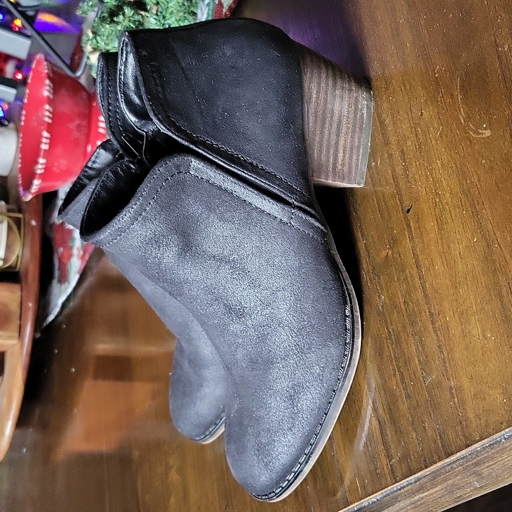 Fergie ankle bootie